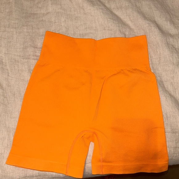 Shorts Bundle or one by one (will adjust price) - Picture 3 of 4